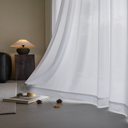 R-8　高機能防炎ホワイトレース・ボーダー